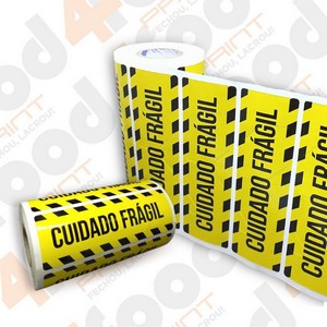 etiqueta cuidado frágil